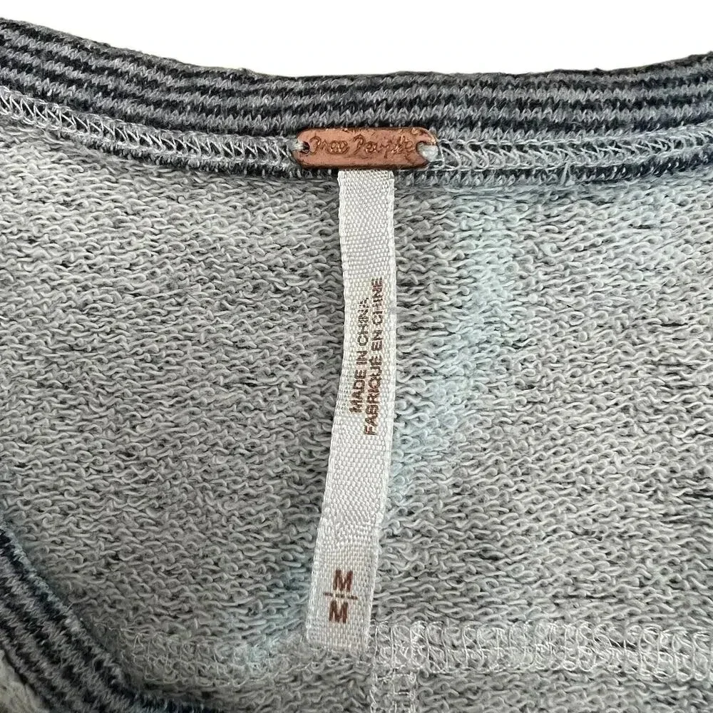 Free People‎ Women's Medium Lacey Love Blue/White Striped Sweater